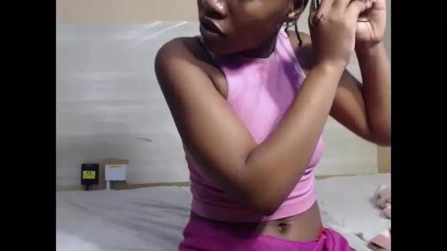 Image 7 of vickyblissx Stream on Chaturbate on 2 months ago