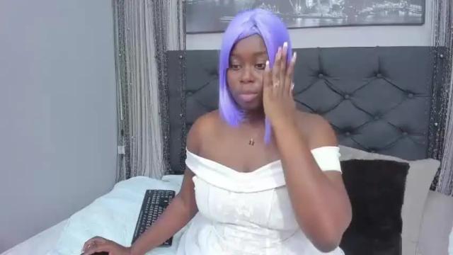Image 11 of vickybrasho Stream on Chaturbate on 13 months ago