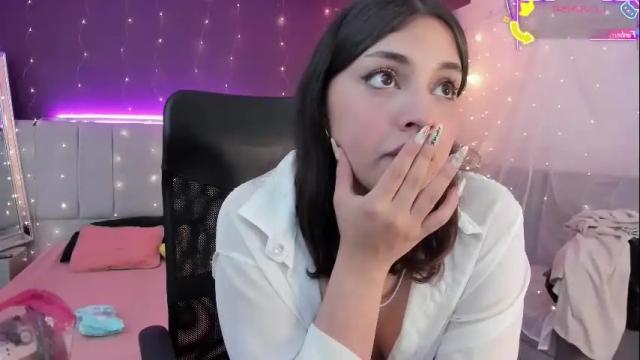 Image 12 of vickybunny_ Stream on Chaturbate on 10 days ago