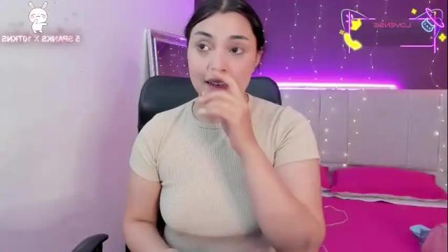 Image 6 of vickybunny_ Stream on Chaturbate on 6 days ago