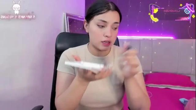 Image 7 of vickybunny_ Stream on Chaturbate on 6 days ago