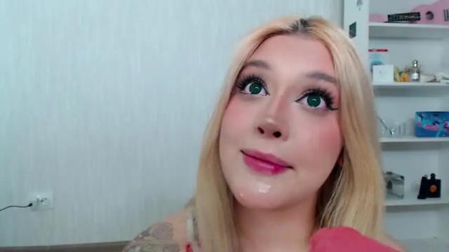 Image 2 of vickyfuckingdoll Stream on Chaturbate on 16 months ago