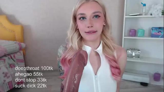 Image 4 of vickyfuckingdoll Stream on Chaturbate on 1 month ago