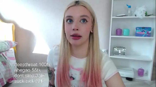 Image 2 of vickyfuckingdoll Stream on Chaturbate on 1 month ago