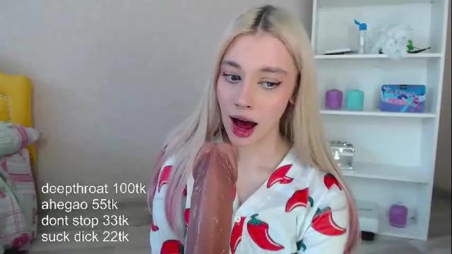 Image 12 of vickyfuckingdoll Stream on Chaturbate on 1 month ago