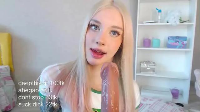 Image 11 of vickyfuckingdoll Stream on Chaturbate on 23 days ago