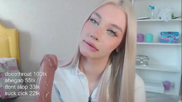 Image 8 of vickyfuckingdoll Stream on Chaturbate on 15 days ago