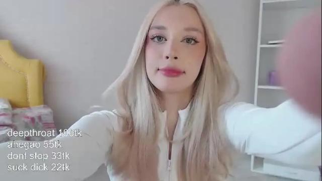Image 3 of vickyfuckingdoll Stream on Chaturbate on 4 days ago
