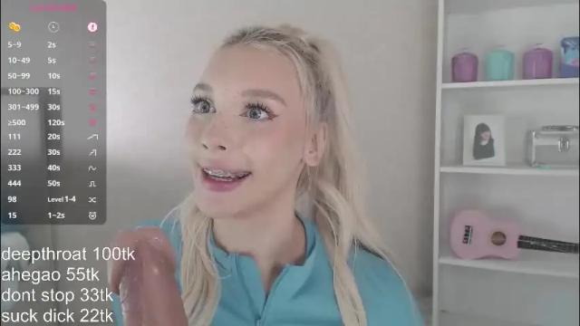 Image 4 of vickyfuckingdoll Stream on Chaturbate on 4 months ago