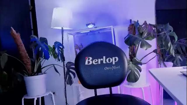 Image 6 of vickygrey1 Stream on Chaturbate on 9 days ago