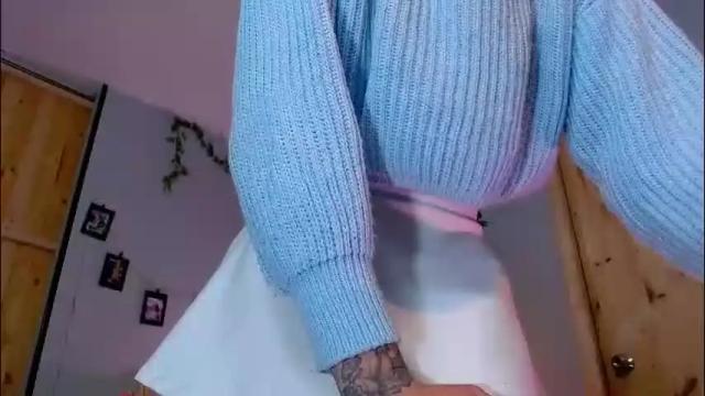 Image 12 of vickyjackson_ Stream on Chaturbate on 23 days ago