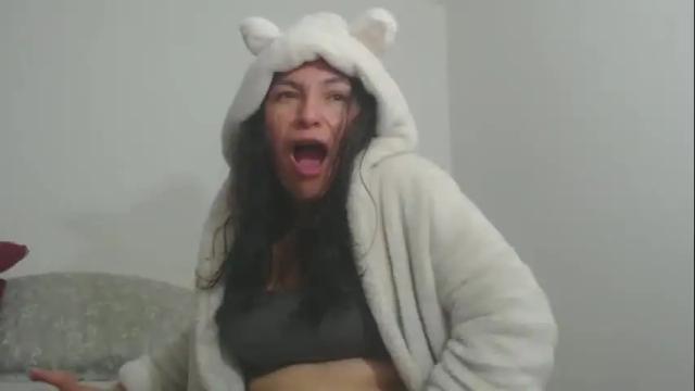 Image 4 of vickyjuice1 Stream on Chaturbate on 2 months ago