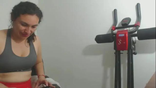 Image 12 of vickyjuice1 Stream on Chaturbate on 2 months ago