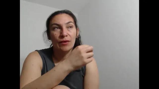 Image 6 of vickyjuice1 Stream on Chaturbate on 1 month ago