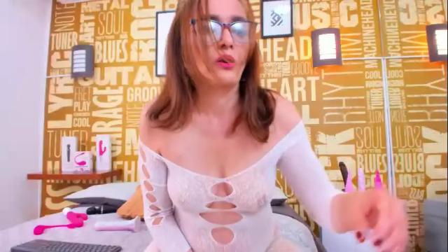 Image 10 of vickymature Stream on Chaturbate on 7 months ago