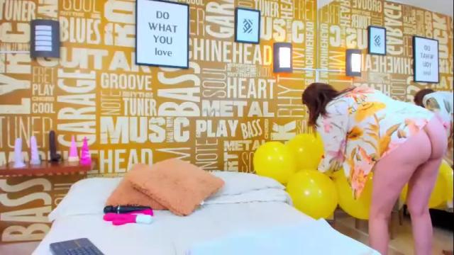 Image 7 of vickymature Stream on Chaturbate on 7 months ago