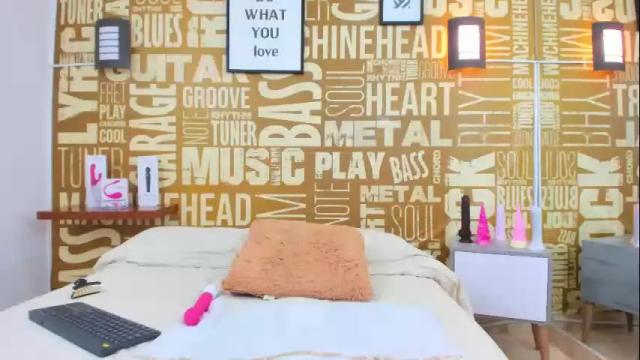 Image 6 of vickymature Stream on Chaturbate on 7 months ago