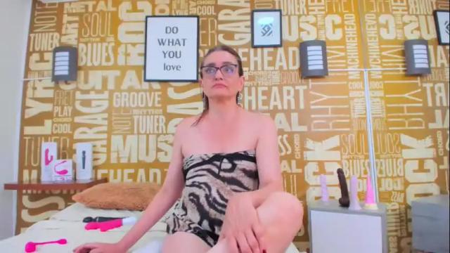 Thumbnail 3, vickymature's Stream at Chaturbate, 6 months ago