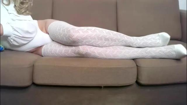 Image 11 of vickyvickge Stream on Chaturbate on 23 days ago