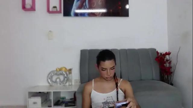 Image 11 of vickyxdany Stream on Chaturbate on 1 month ago