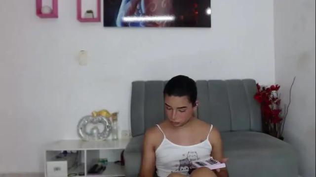 Image 3 of vickyxdany Stream on Chaturbate on 1 month ago