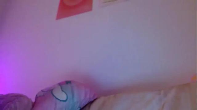 Image 6 of vickyyyx Stream on Chaturbate on 9 days ago