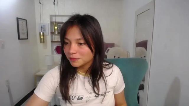 Image 10 of vicoo_ Stream on Chaturbate on 17 months ago