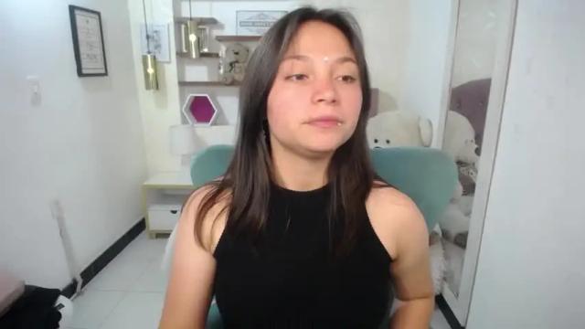 Image 3 of vicoo_ Stream on Chaturbate on 16 months ago