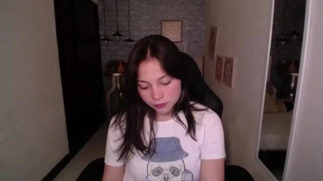 Image 4 of vicoo_ Stream on Chaturbate on 16 months ago