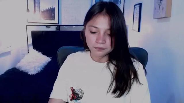 Image 8 of vicoo_ Stream on Chaturbate on 15 months ago
