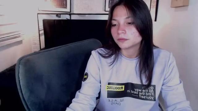 Image 2 of vicoo_ Stream on Chaturbate on 15 months ago