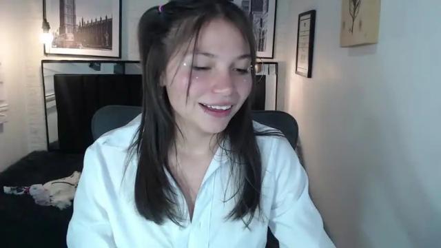 Image 8 of vicoo_ Stream on Chaturbate on 15 months ago