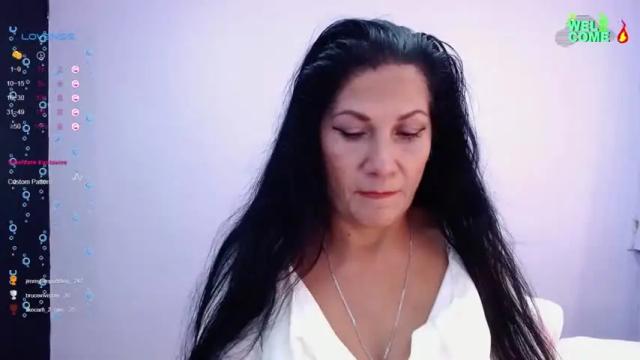 Image 11 of victoria__milfs Stream on Chaturbate on 16 months ago