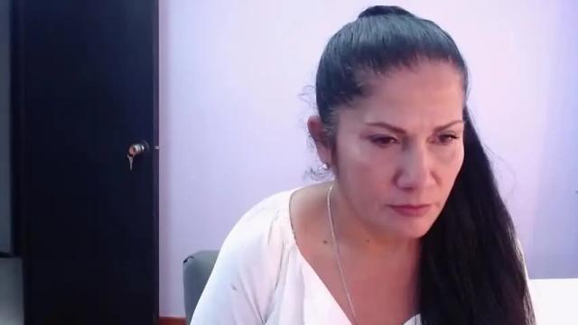Image 11 of victoria__milfs Stream on Chaturbate on 15 months ago