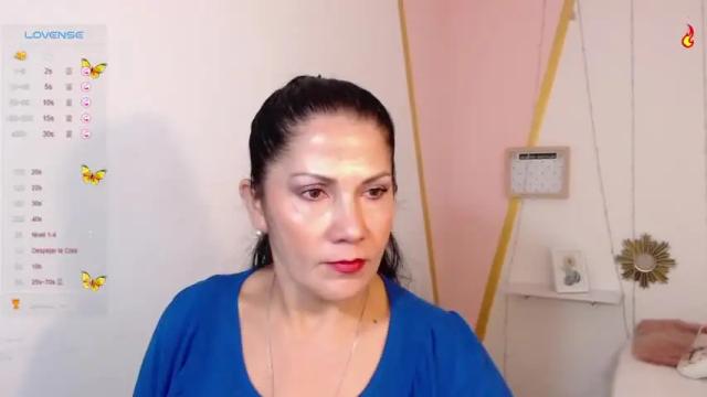 Image 6 of victoria__milfs Stream on Chaturbate on 14 months ago