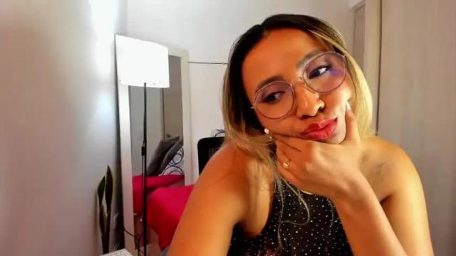 Image 6 of victoria__winner Stream on Chaturbate on 13 months ago