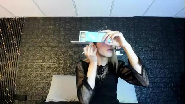 Image 2 of victoria_badgal Stream on Chaturbate on 1 month ago
