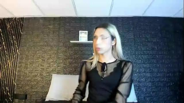 Image 3 of victoria_badgal Stream on Chaturbate on 1 month ago