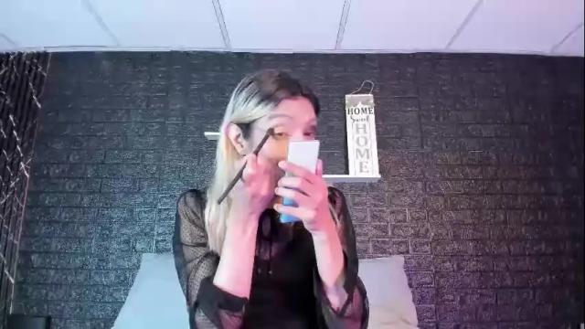 Image 3 of victoria_badgal Stream on Chaturbate on 13 days ago