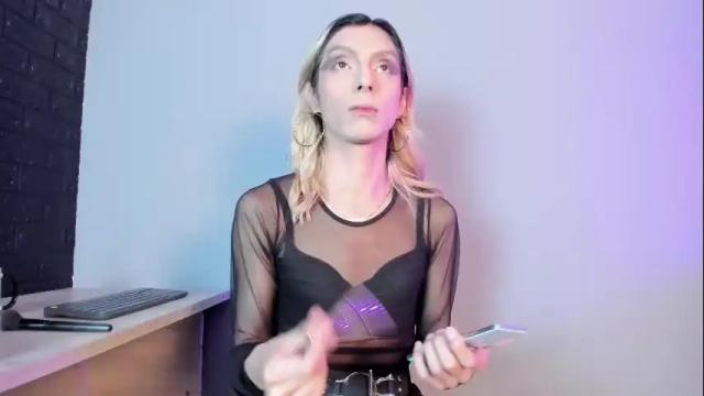 Image 3 of victoria_badgal Stream on Chaturbate on 6 days ago