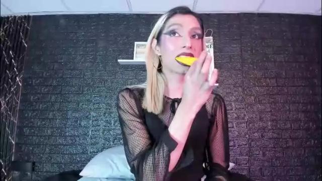 Image 3 of victoria_badgal Stream on Chaturbate on 3 days ago
