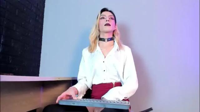 Image 10 of victoria_badgal Stream on Chaturbate on 2 months ago