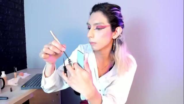 Image 4 of victoria_badgal Stream on Chaturbate on 2 months ago