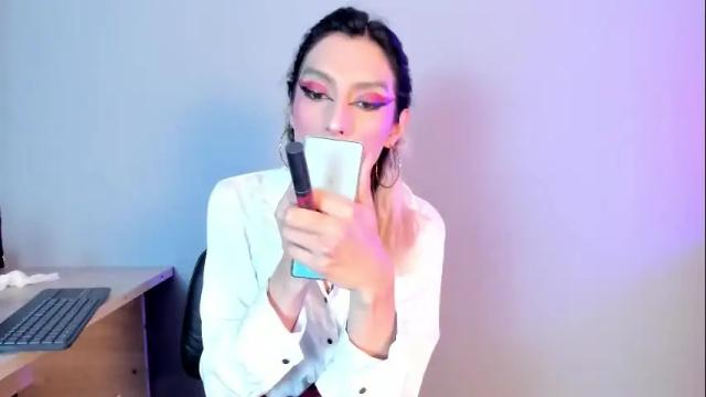 Image 7 of victoria_badgal Stream on Chaturbate on 2 months ago