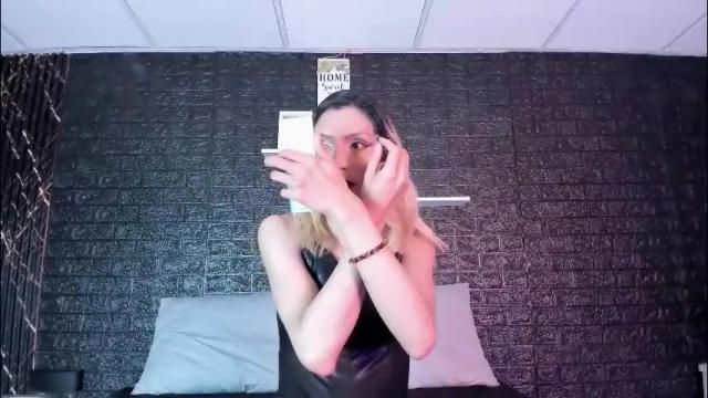 Image 6 of victoria_badgal Stream on Chaturbate on 2 months ago