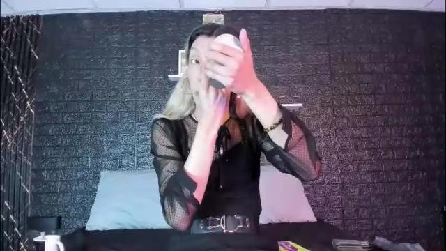 Image 3 of victoria_badgal Stream on Chaturbate on 2 months ago