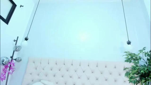 Image 2 of victoria_colemann Stream on Chaturbate on 13 days ago