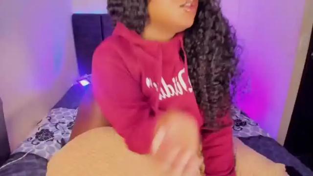 Image 12 of victoria_gill_ Stream on Chaturbate on 14 months ago