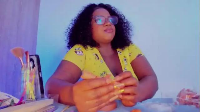 Image 2 of victoria_gill_ Stream on Chaturbate on 23 days ago
