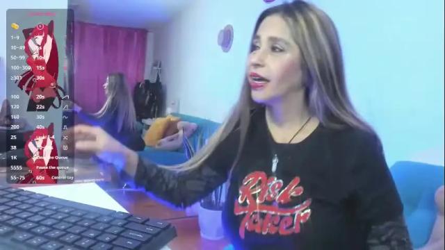 Image 12 of victoria_jhones Stream on Chaturbate on 17 days ago